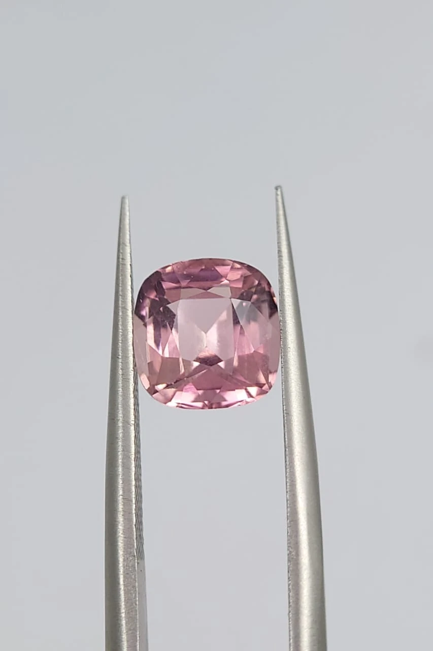 2.05ct Natural Pink Tourmaline Cushion Cut Loose gemstone From  Afghanistan — view 1